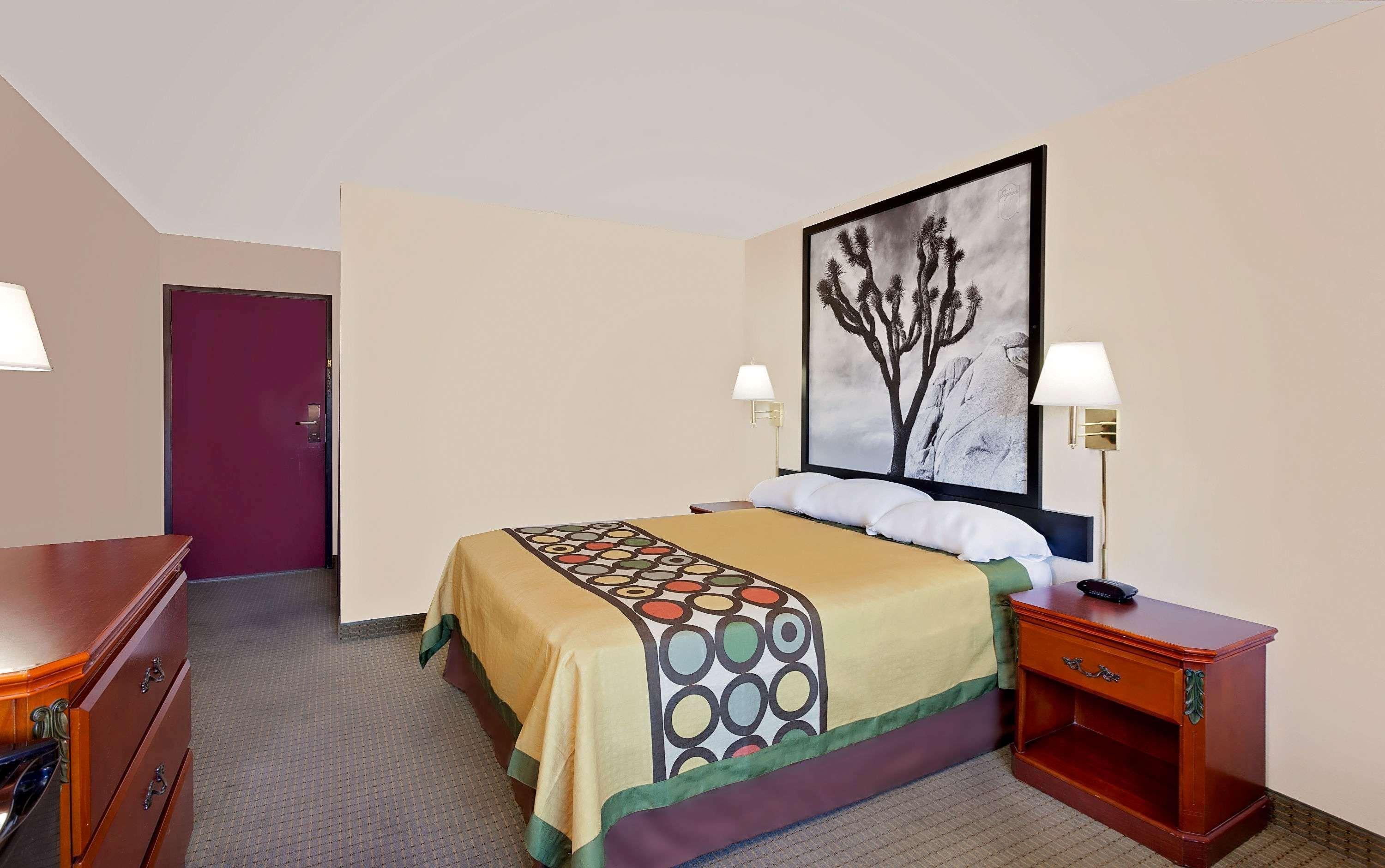 Super 8 By Wyndham Yucca Val/Joshua Tree Nat Pk Area Motel Юка Вали Екстериор снимка