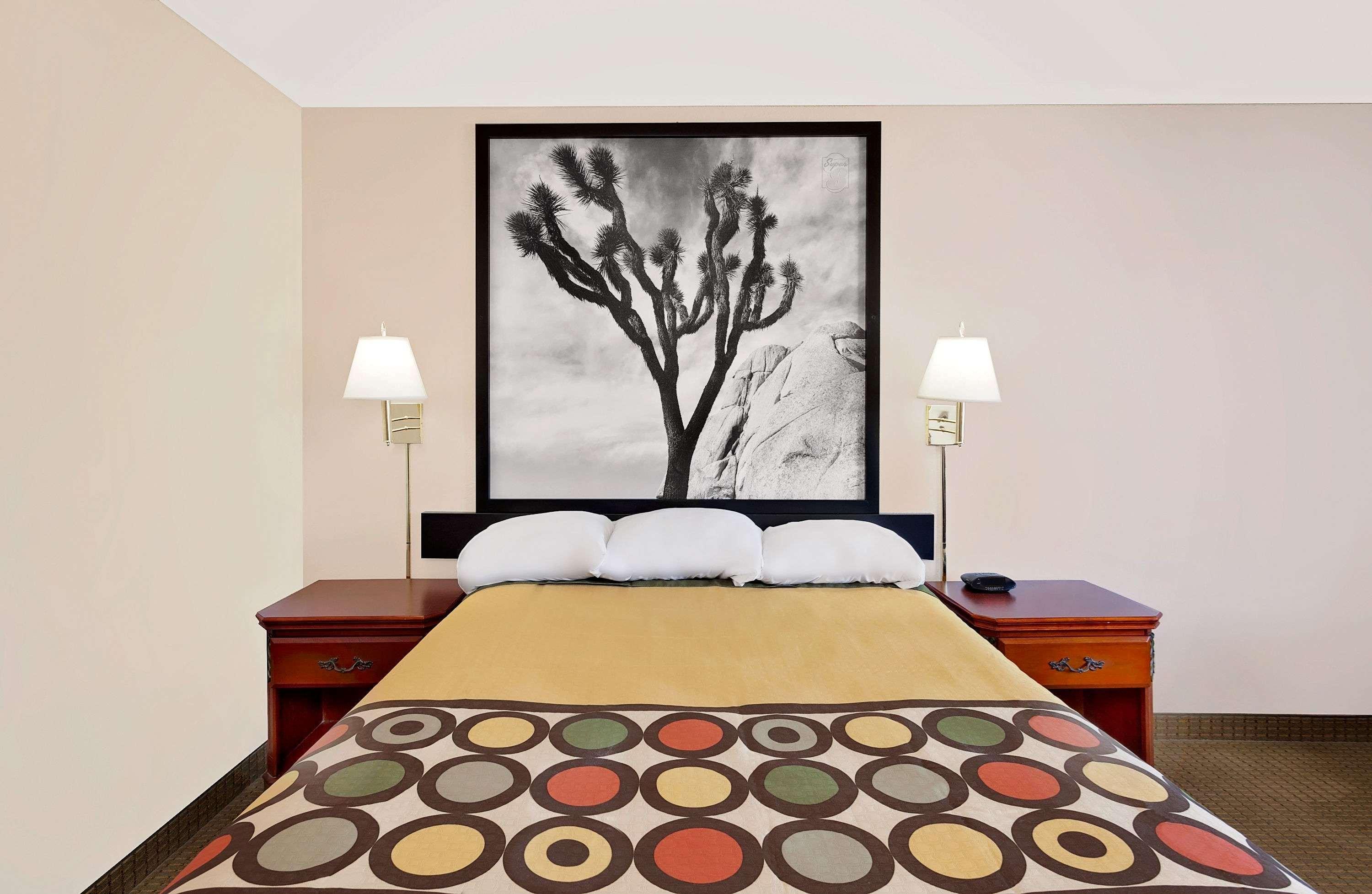 Super 8 By Wyndham Yucca Val/Joshua Tree Nat Pk Area Motel Юка Вали Екстериор снимка