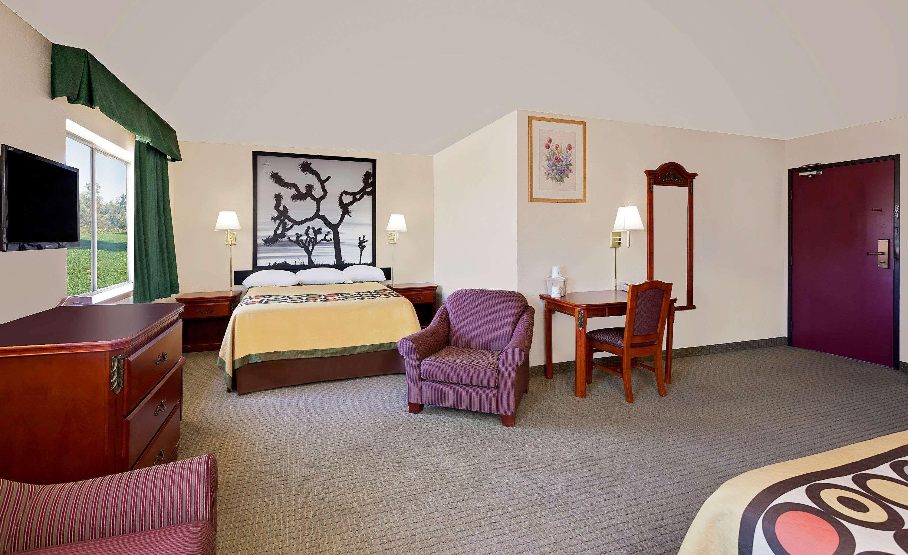 Super 8 By Wyndham Yucca Val/Joshua Tree Nat Pk Area Motel Юка Вали Екстериор снимка